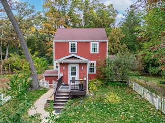 1S310 Winfield Rd, Wheaton, IL 60189