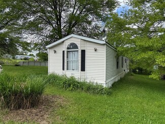 11682 Pennsylvania 97 Unit 74, Waterford, PA 16441