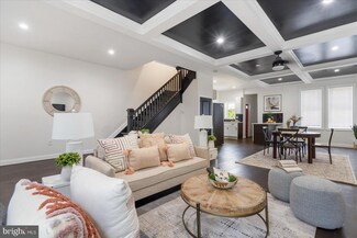 509 Lyndhurst St, Baltimore, MD 21229