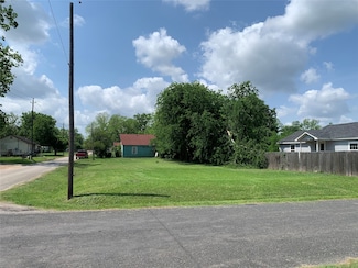 1403 Bailey St, Wharton, TX 77488