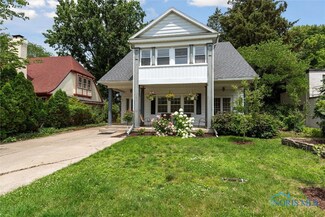 3342 Indian Rd, Ottawa Hills, OH 43606