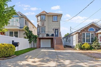 27 Marscher Place, Staten Island, NY 10309