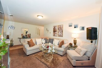 5 Louisburg Square Unit 12, Nashua, NH 03060