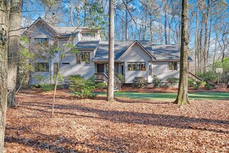 1220 Winterberry Ln, Whiteville, NC 28472