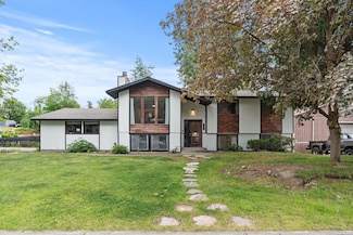 410 E Shenandoah Dr, Spokane, WA 99208
