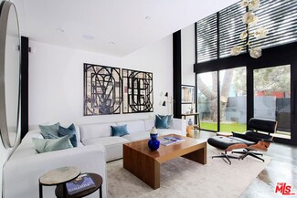 305 Venice Way, Los Angeles, CA 90291