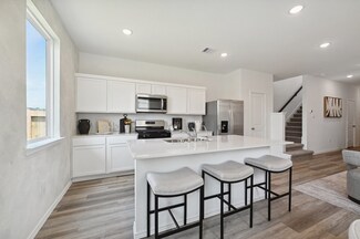 918 Moon Drop Ln, Houston, TX 77090