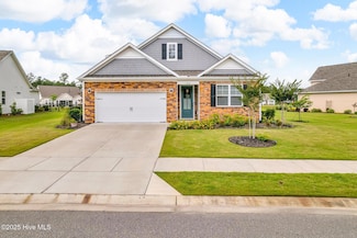 9246 Crossbill Dr, Leland, NC 28451