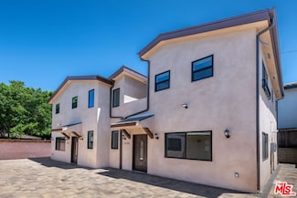 5220 1/2 Goodland Ave, Los Angeles, CA 91607