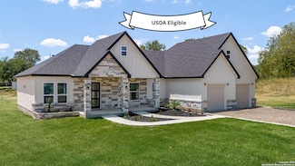 120 County Road 6852, Lytle, TX 78052