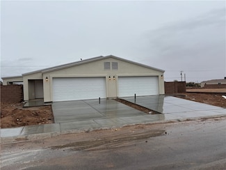 931 E Berk Ave, Kingman, AZ 86409