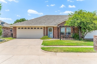 1006 Teresa Ct, Granbury, TX 76048