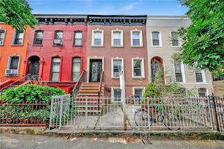 218 9th St, Brooklyn, NY 11215