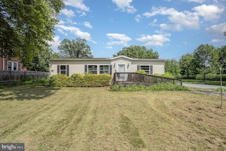 497 Middletown Rd, Hummelstown, PA 17036