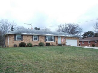 3226 Greenbrier Dr, Norton, OH 44203