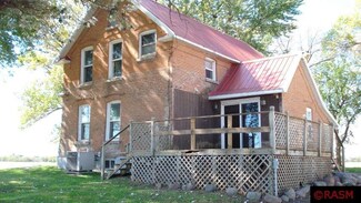 61012 187th St, Janesville, MN 56048