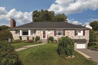 107 Mary Ellen Rd, Waban, MA 02468