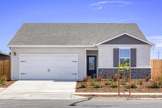 6681 Gallop Ln, Riverbank, CA 95367