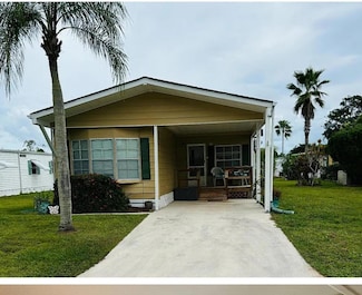 21 SE Iberian Ln, Port St. Lucie, FL 34952