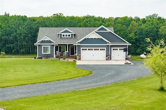 4801 358th St, Stanley, WI 54768