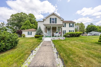 141 Peach Orchard Rd, Waterbury, CT 06706