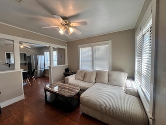 274 S Ceylon St, Eagle Pass, TX 78852