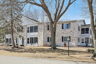 1514 Golf View Rd Unit H, Madison, WI 53704