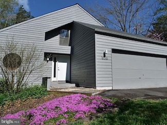 1656 Cedar Hollow Way, Reston, VA 20194