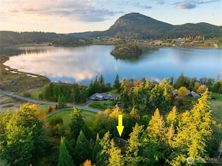 6058 S Campbell Lake Rd, Anacortes, WA 98221