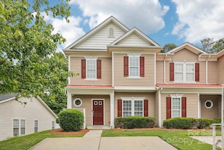 8259 Carob Tree Ln, Charlotte, NC 28215