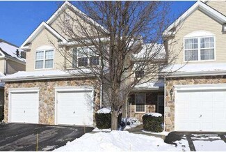 306 Country Ln, Morgantown, PA 19543