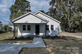 2207 S Gardner St, Gastonia, NC 28054