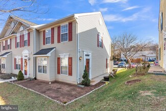 20449 River Ripple Square, Sterling, VA 20165