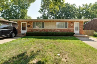 4024 Esseldale Dr Unit 4026, Saint Ann, MO 63074
