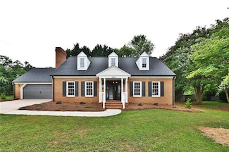2700 Regency Dr, Winston Salem, NC 27106