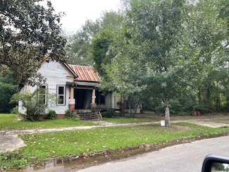 523 Buschman St, Hattiesburg, MS 39401