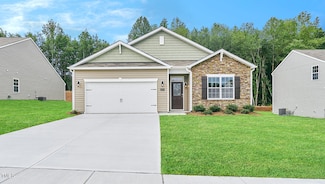 243 Moore Creek Dr, Fuquay-Varina, NC 27526