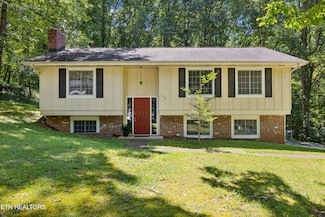 112 Tidewater Ln, Oak Ridge, TN 37830