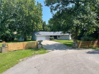 2705 Knollview St, Pittsburg, KS 66762