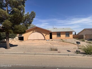 1616 Leroy Bonse Dr, El Paso, TX 79936