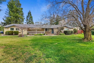 530 Wiget Ln, Walnut Creek, CA 94598