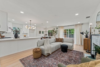 5433 Calistoga Way, Sacramento, CA 95841