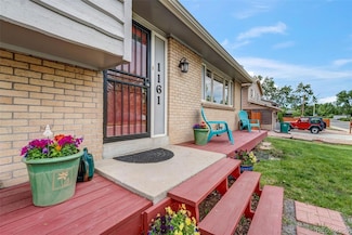 1161 S Johnson Way, Lakewood, CO 80232