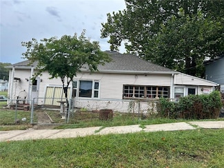 302 E Colorado Ave, Saint Joseph, MO 64504