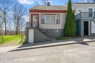22 Liebel St, Albany, NY 12202