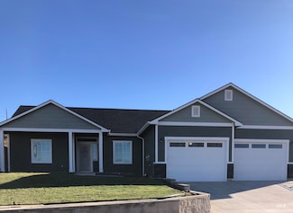 885 S Iowa Ave, Caldwell, ID 83607