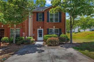 3073 Waldrop Cir, Decatur, GA 30034