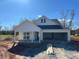 124 Chinaberry St, Pine Mountain, GA 31822