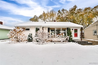 36 Kelvin Dr, Buffalo, NY 14223