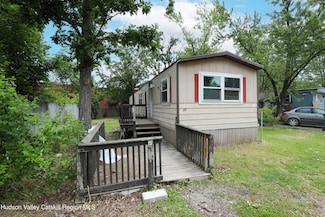 414 Joslen Blvd Unit 19, Hudson, NY 12534